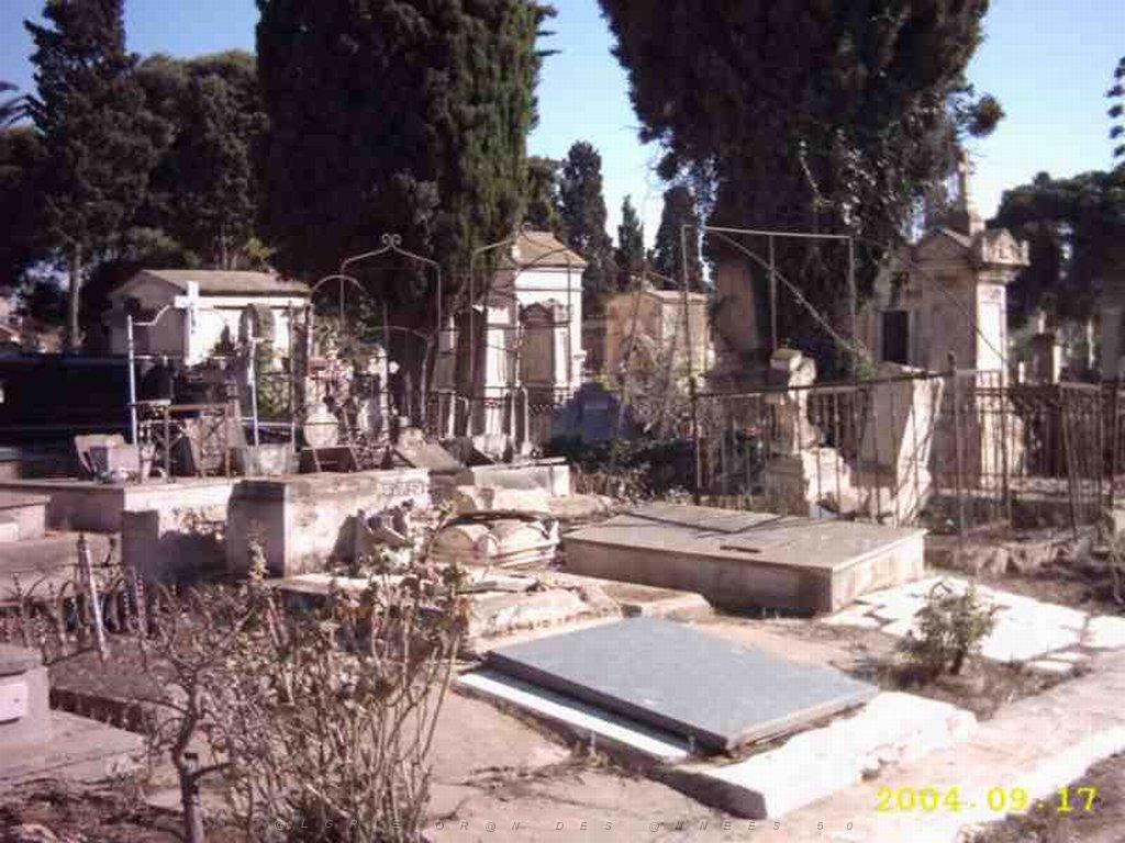 07 CIMETIERE TAMAZOUHET 01.JPG